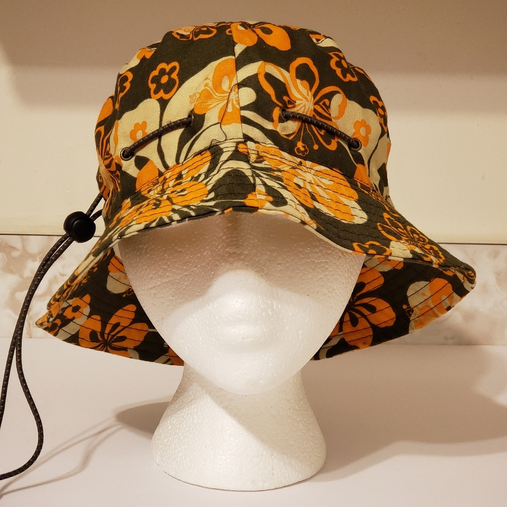 Colorful Bucket Hat With Flowers